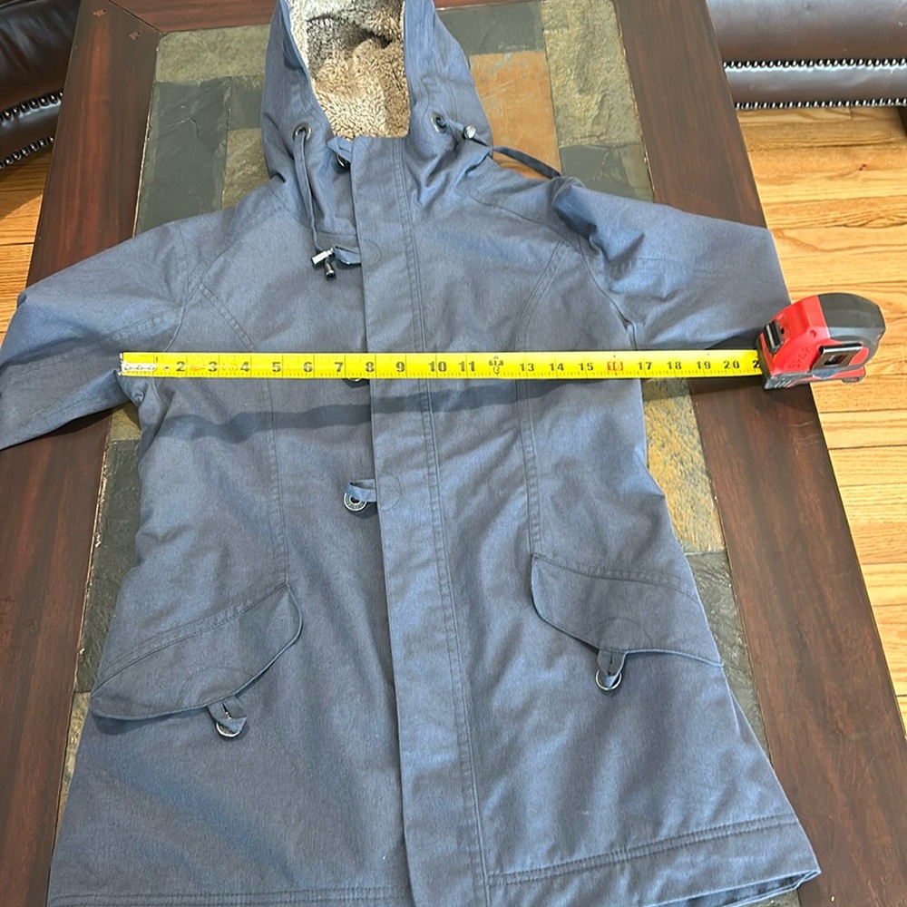 Berghaus brand winter jacket. Size small (USA size). Measurements inc. - Picture 5 of 7